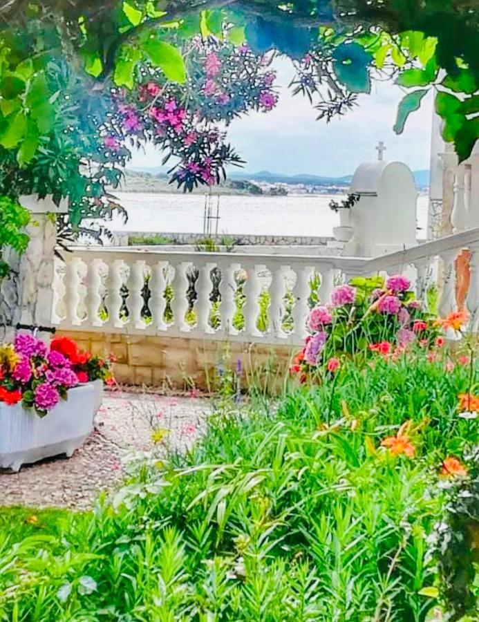 Apartments Esperanza Pašman Екстериор снимка