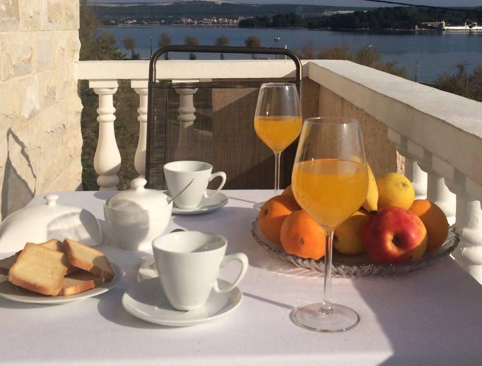 Apartments Esperanza Pašman Стая снимка
